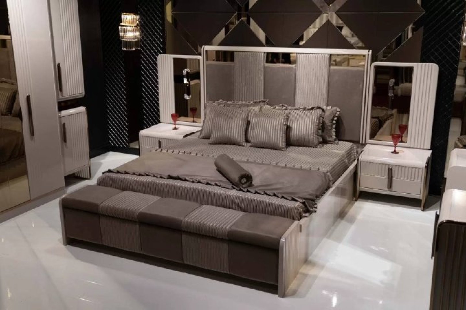 Madrid Modern Luxury Yatak Odası